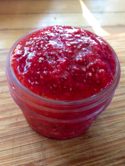 strawberry chia seed jam ~raw, vegan~